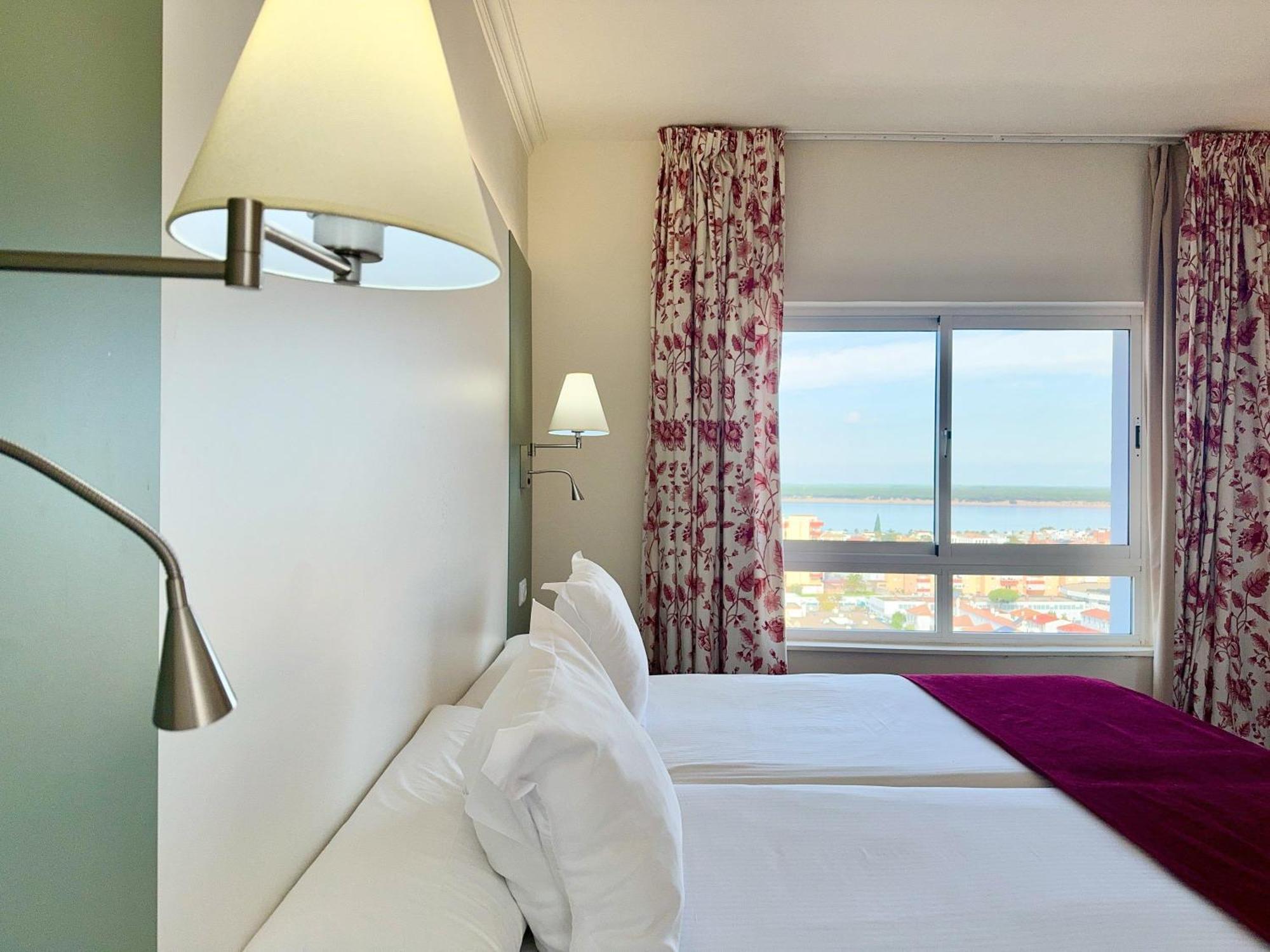 Hotel Guadalquivir Санлукар-де-Баррамеда Екстер'єр фото